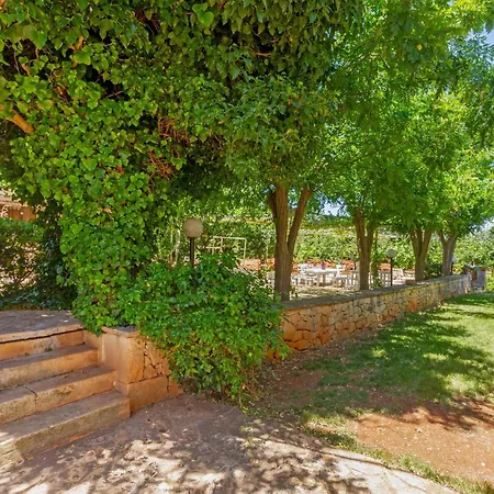 Vakantiehuis Casal Del Borgo 2 *