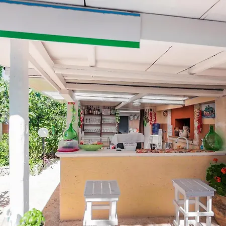 1 Bedroom Amazing In *